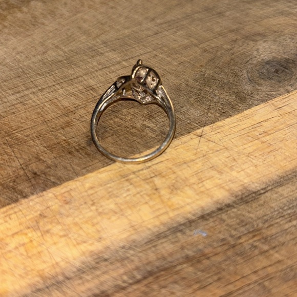 RJ Graziano Avon 925 Sterling Silver Amethyst Ring - Picture 2 of 3